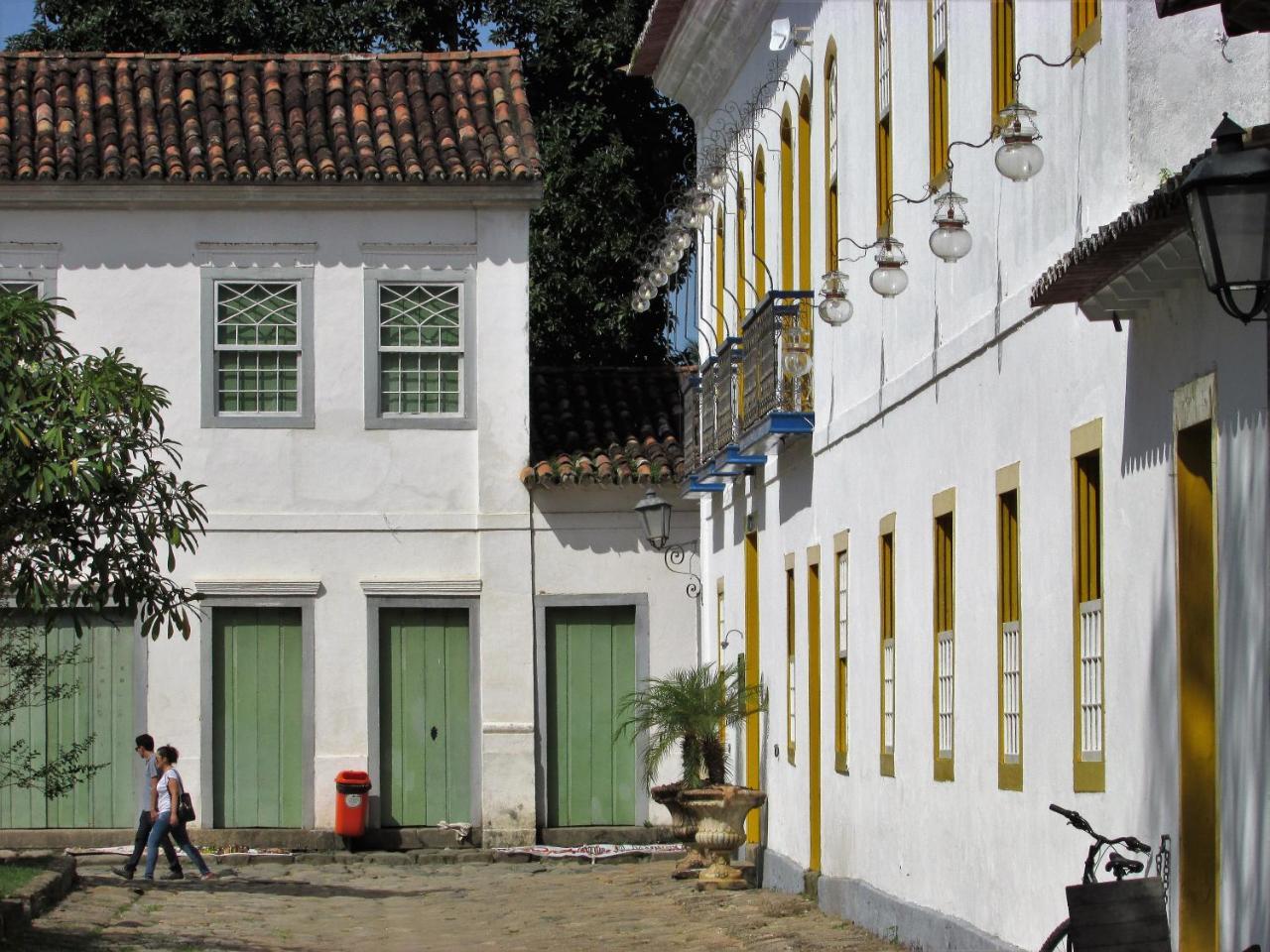 Macabea Hostel & Pousada Araquari Exterior photo